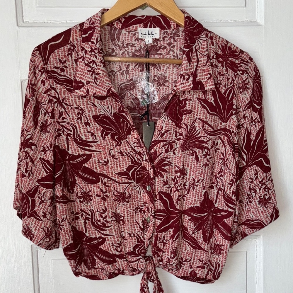 NICOLE MILLER CROPPED SHORT SLEEVE BUTTON DOWN